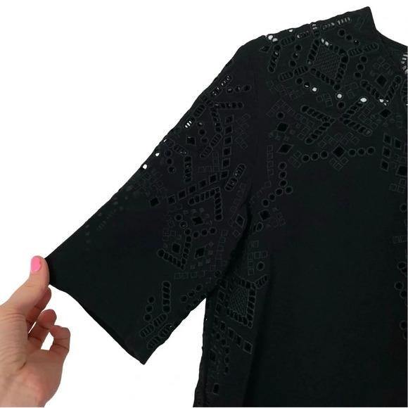 Theory Eyelet Top Blouse Womens Small Black Embroidered Shirt Tunic Short Sleeve - Picture 4 of 13